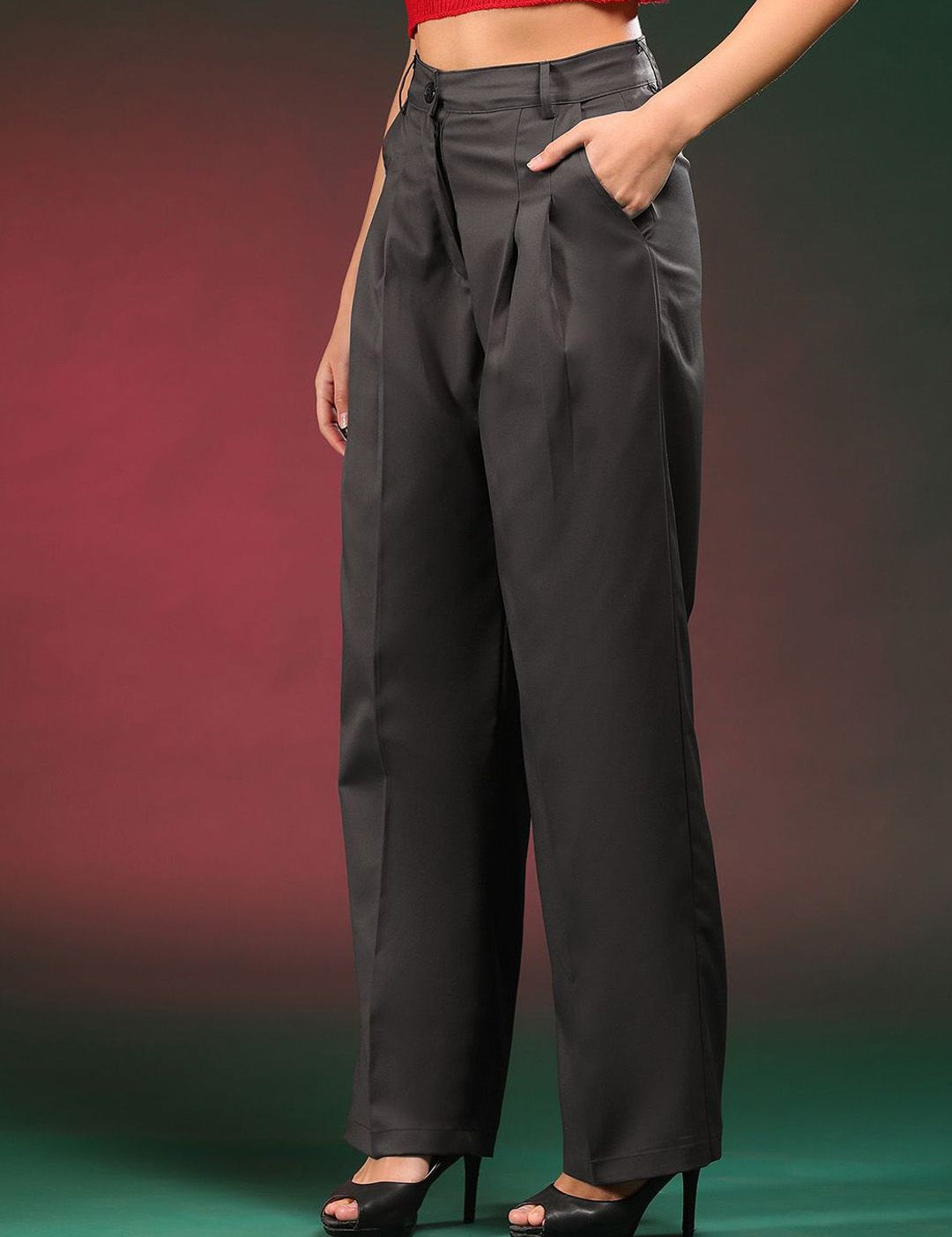 KOTTY BIZwear Women Relaxed Straight Fit Mid-Rise Easy Wash Pleated Parallel Trousers