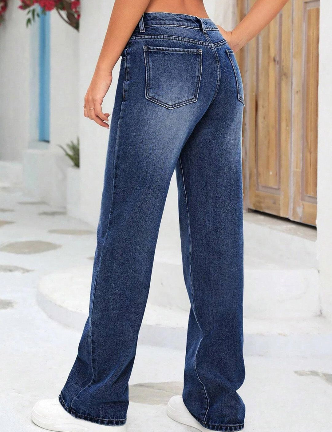Kotty Women Straight Fit High-Rise Stretchable Jeans