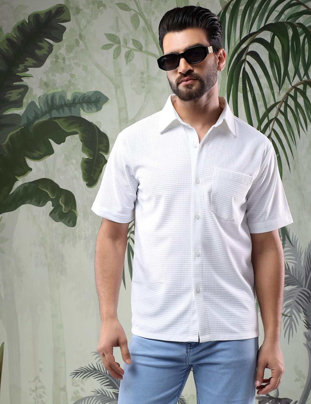 Kotty Men Spread Collar Textured Casual Shirt