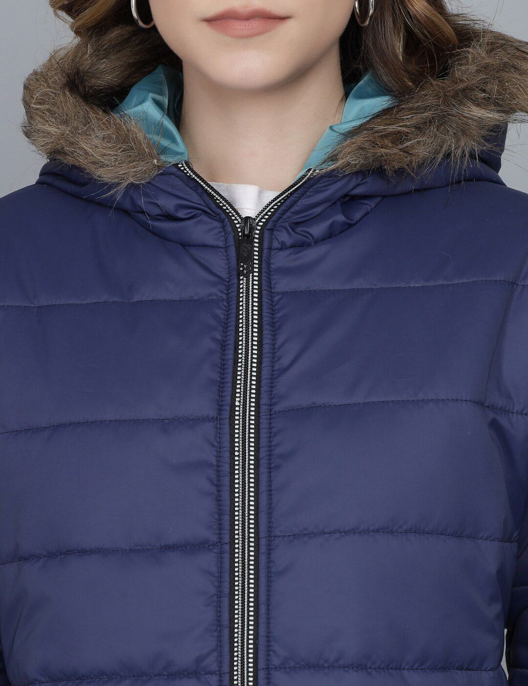 Kotty Women Navy Blue Lightweight Puffer Jacket