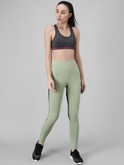 Kotty Women Green Solid Training Tights