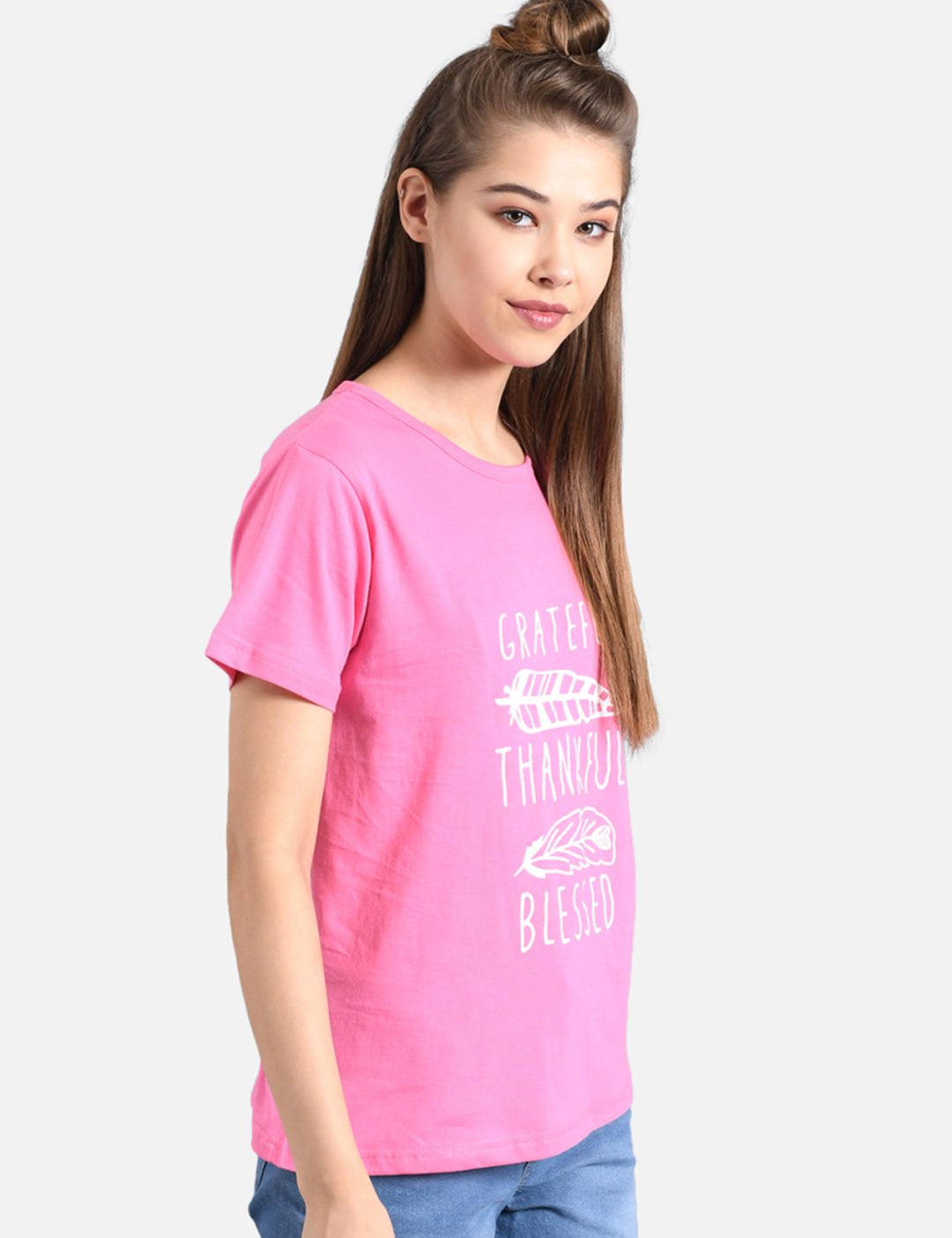 Kotty Women Pink & White Printed Round Neck T-shirt