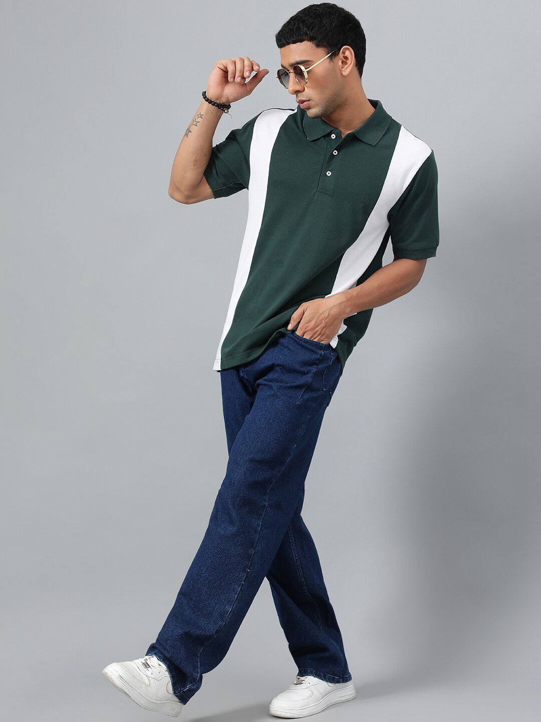 Kotty Green & White Colourblocked Polo Collar Cotton T-shirt