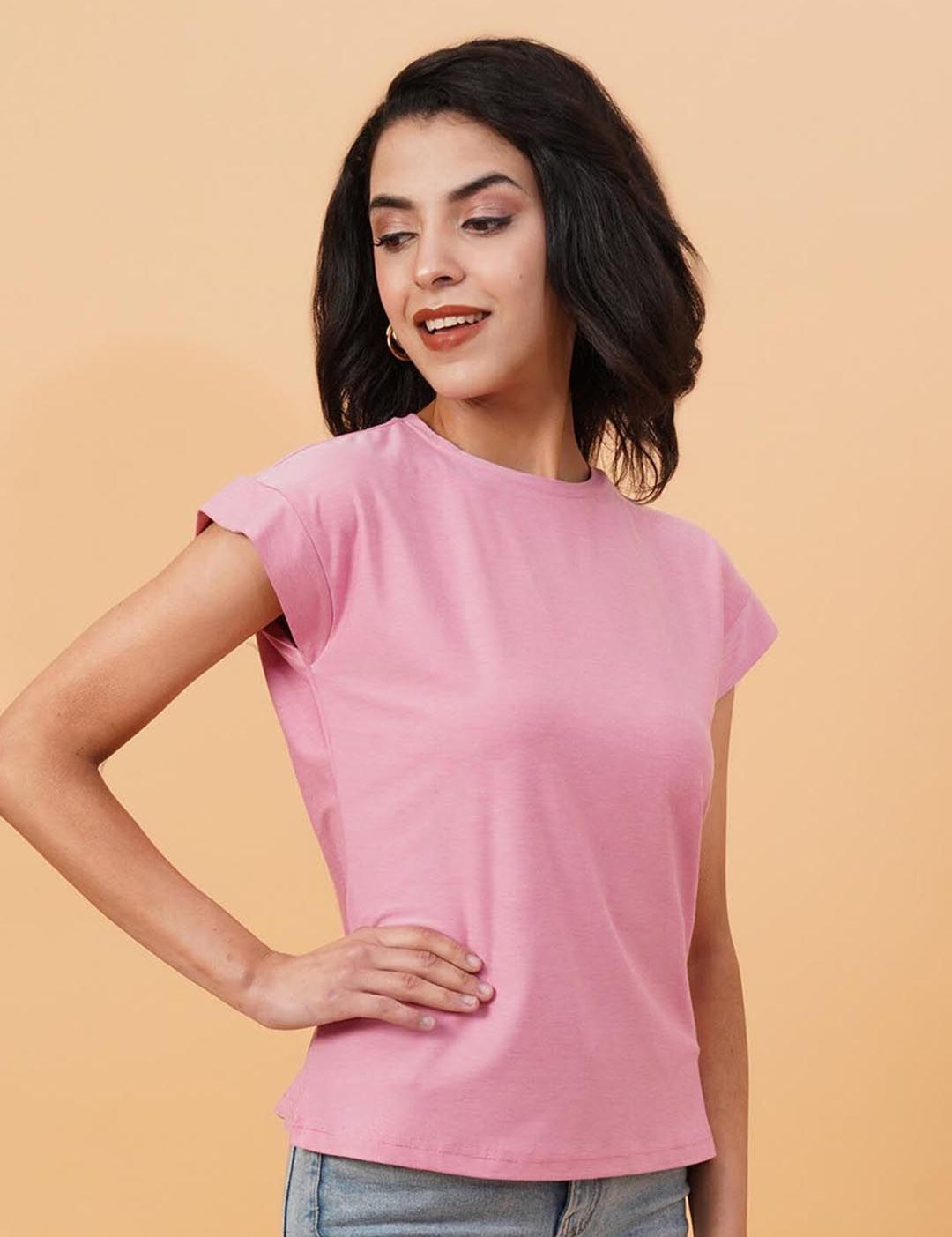 Kotty Round Neck Extended Sleeves Regular Fit T-shirt