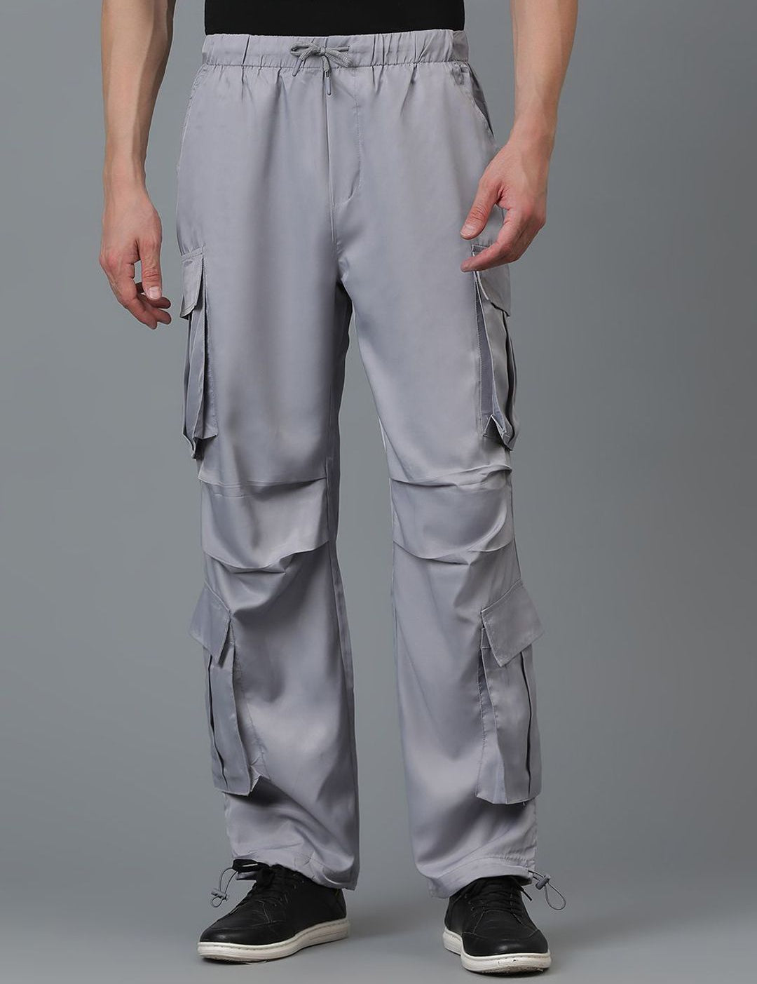 Kotty Men Relaxed Low-Rise Easy Wash Cargos Trousers
