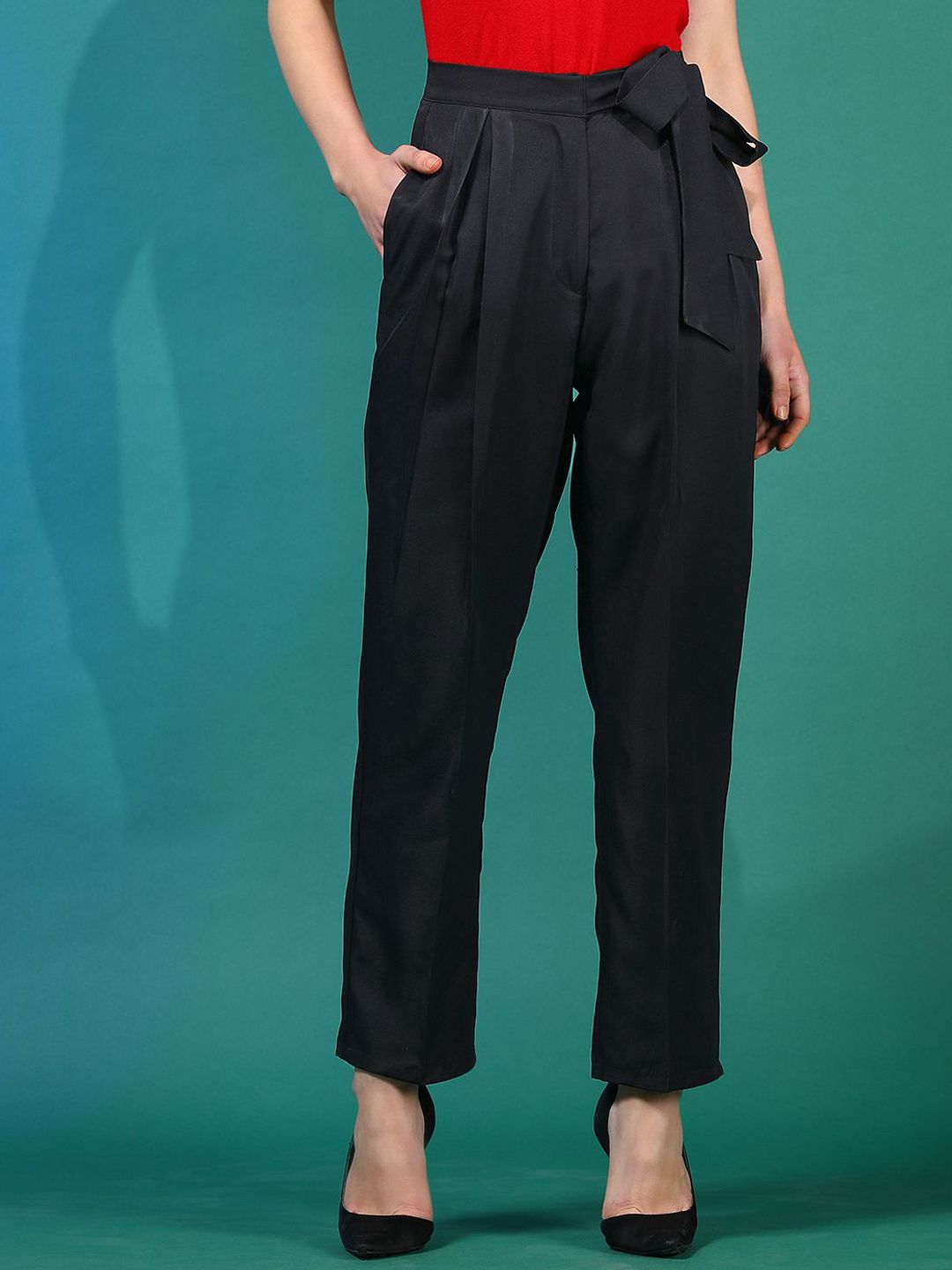 Kotty Women Relaxed High-Rise Easy Wash Pleated Trousers