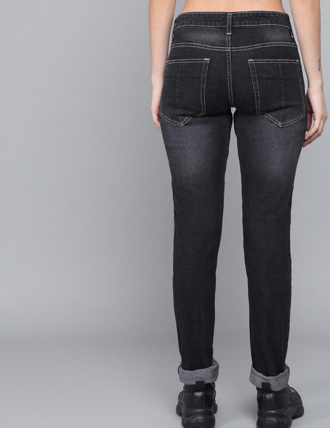 Kotty Women Black Slim Fit High-Rise Light Fade Jeans