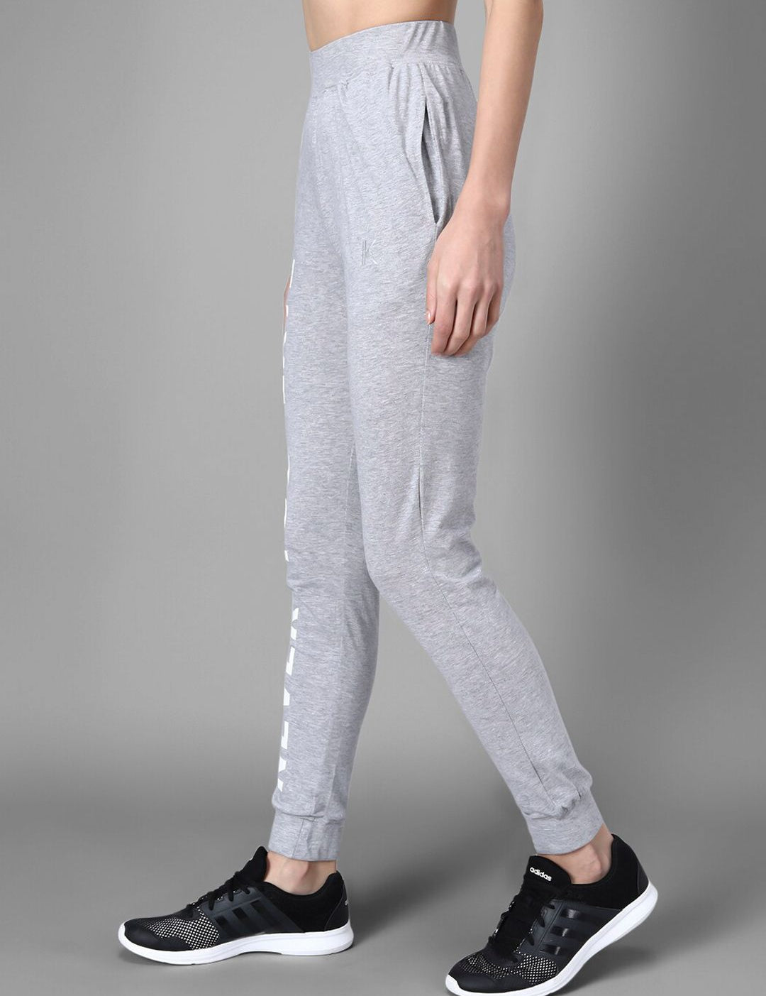 Kotty Women Grey Melange & White Printed Joggers