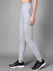 Kotty Women Grey Melange & White Printed Joggers