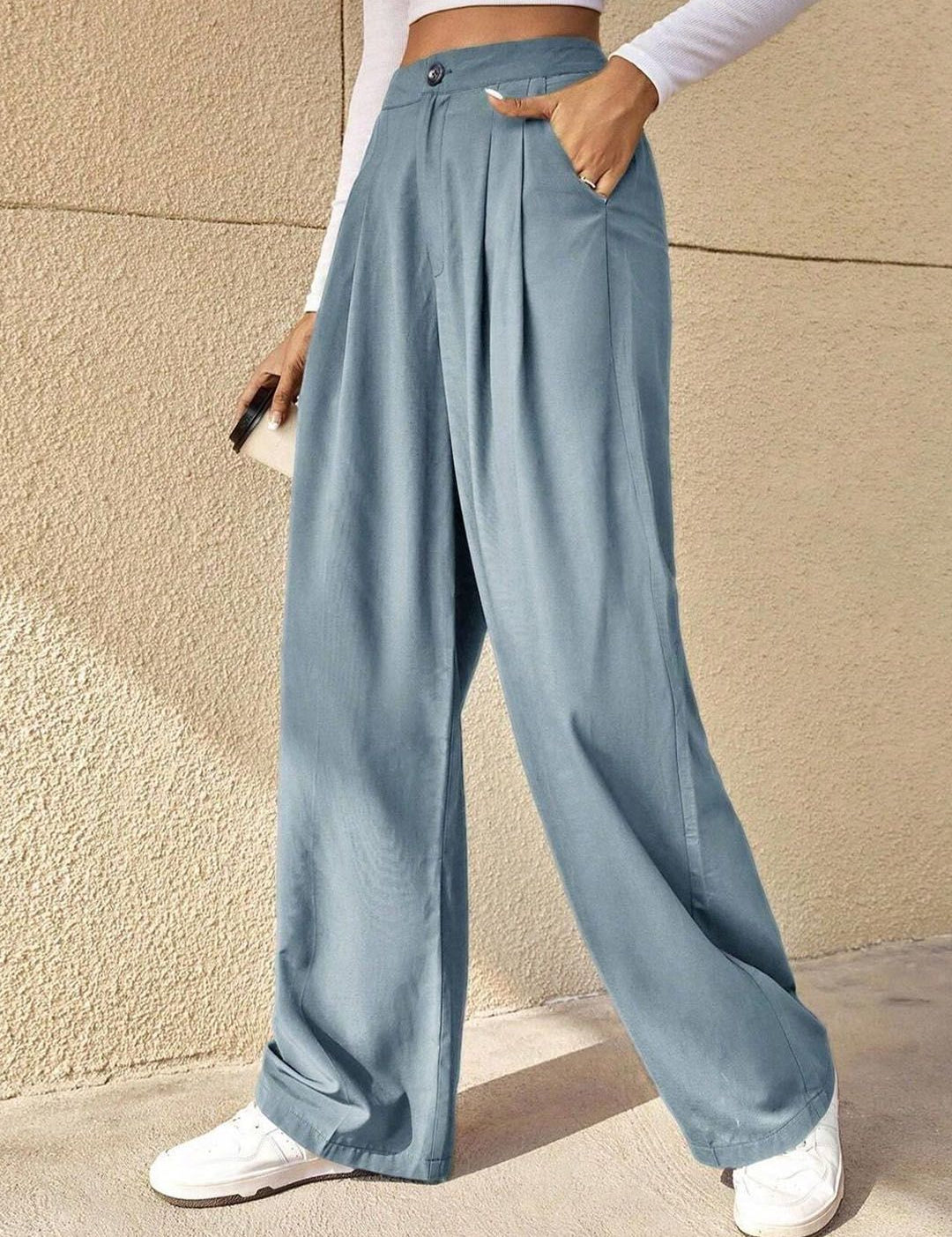 Kotty Women Blue Relaxed Straight Leg Straight Fit High-Rise Easy Wash Pleated Trousers