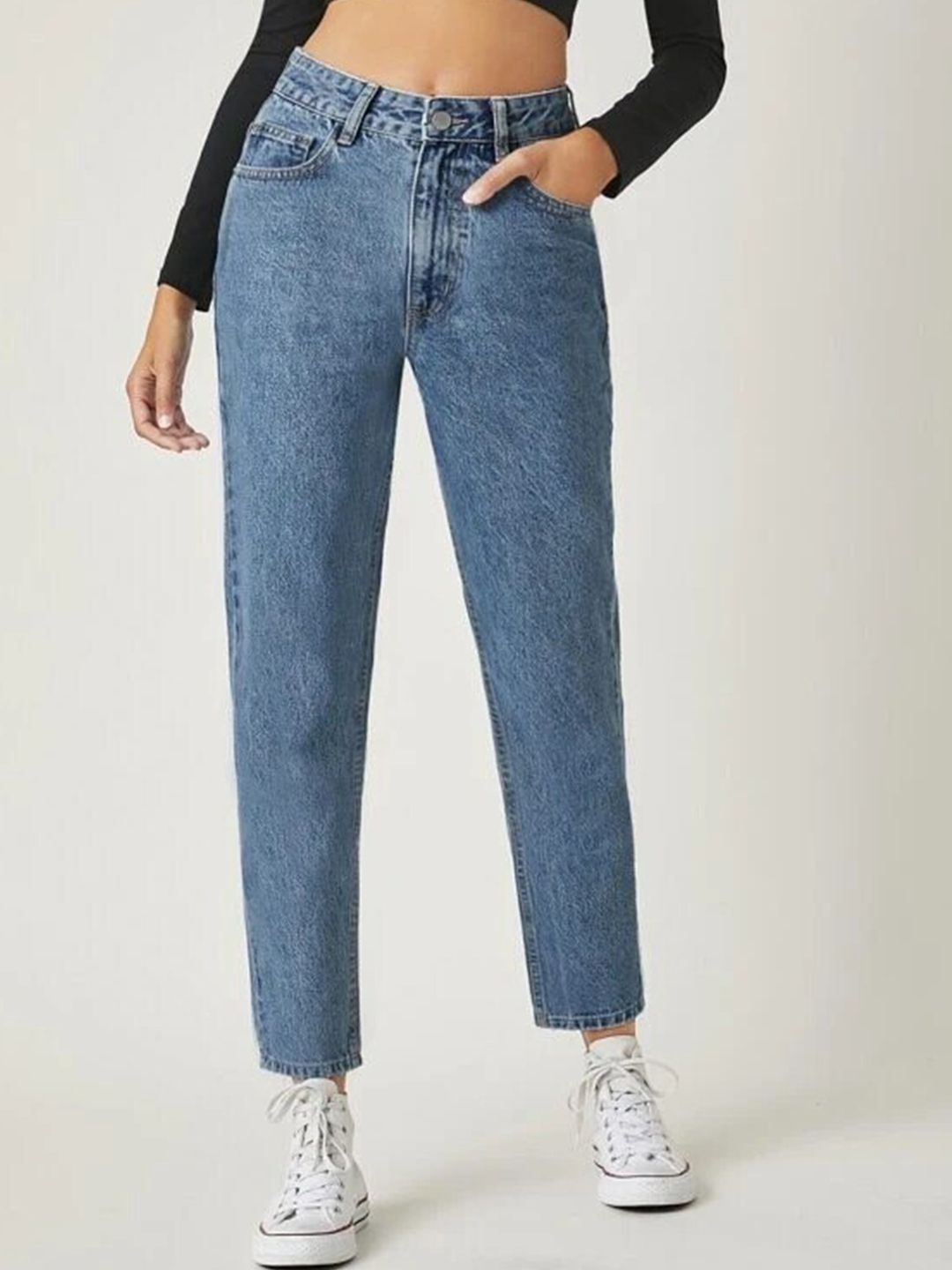 Kotty Women Blue High-Rise Slash Knee Jeans