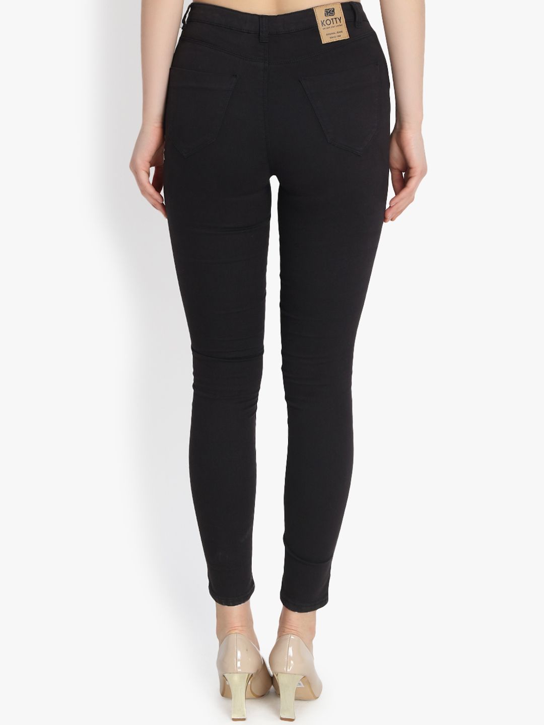 Kotty Women Black Skinny Fit High-Rise Clean Look Stretchable Jeans