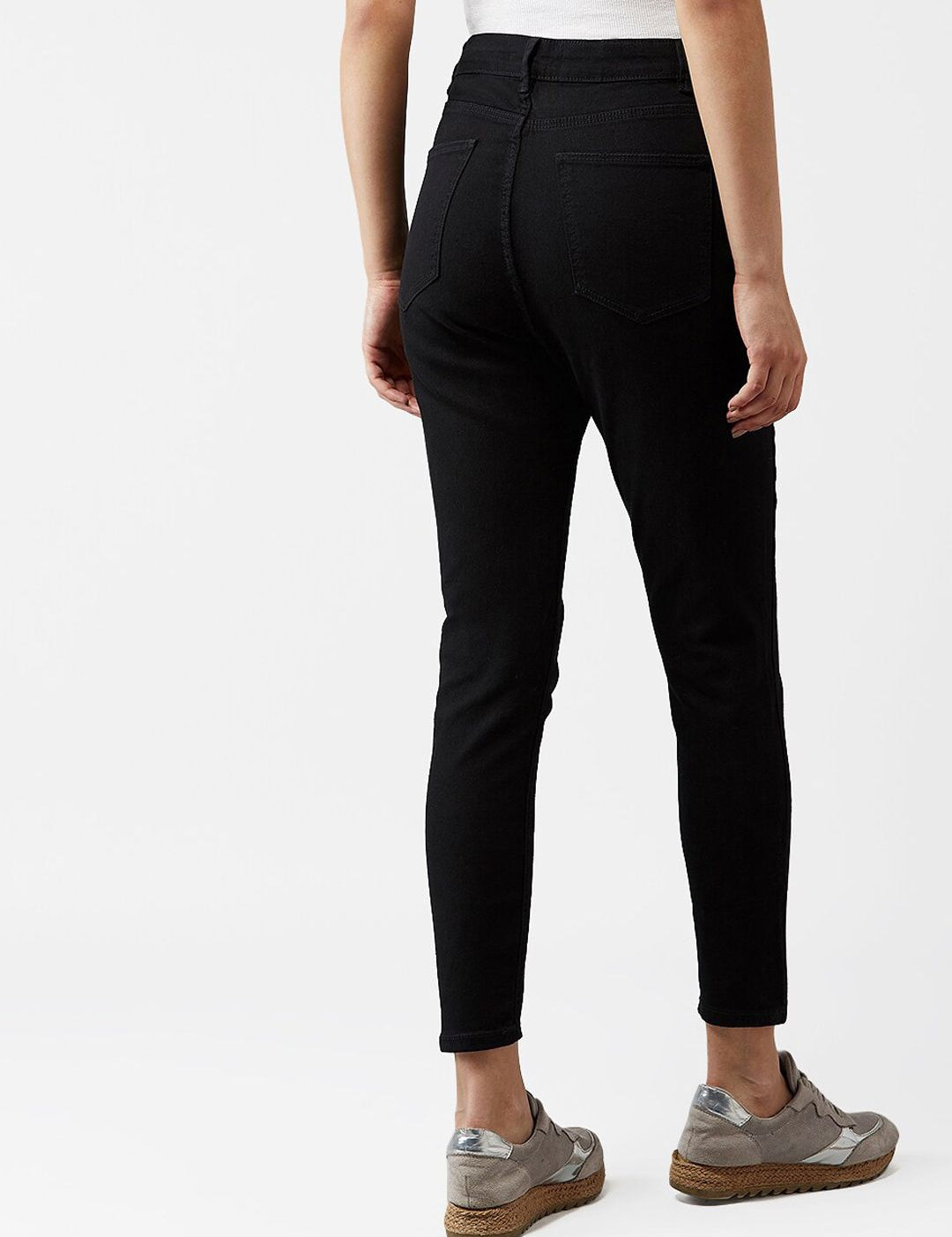 Kotty Women Black Skinny Fit Jeans