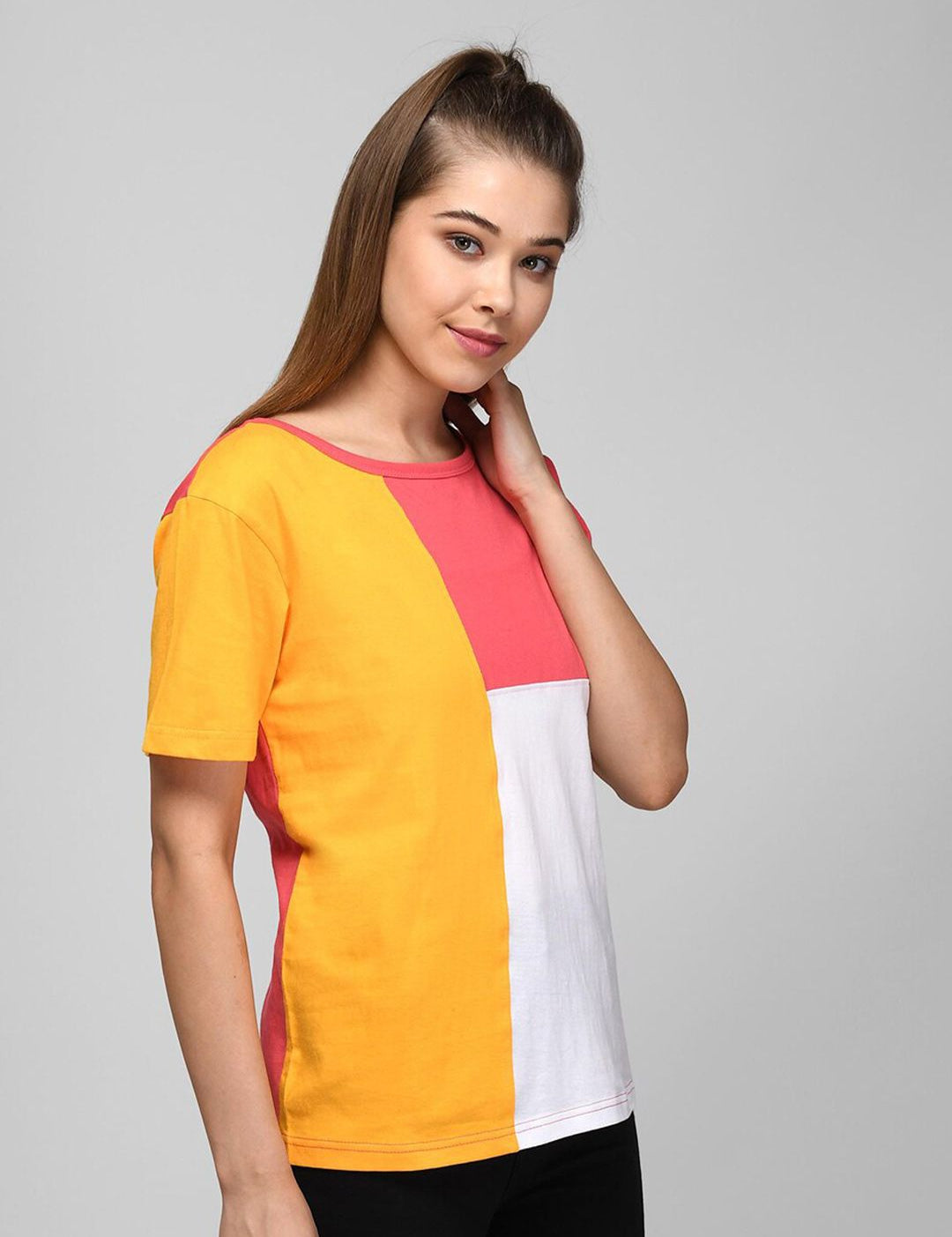 Kotty Colourblocked Round Neck T-shirt