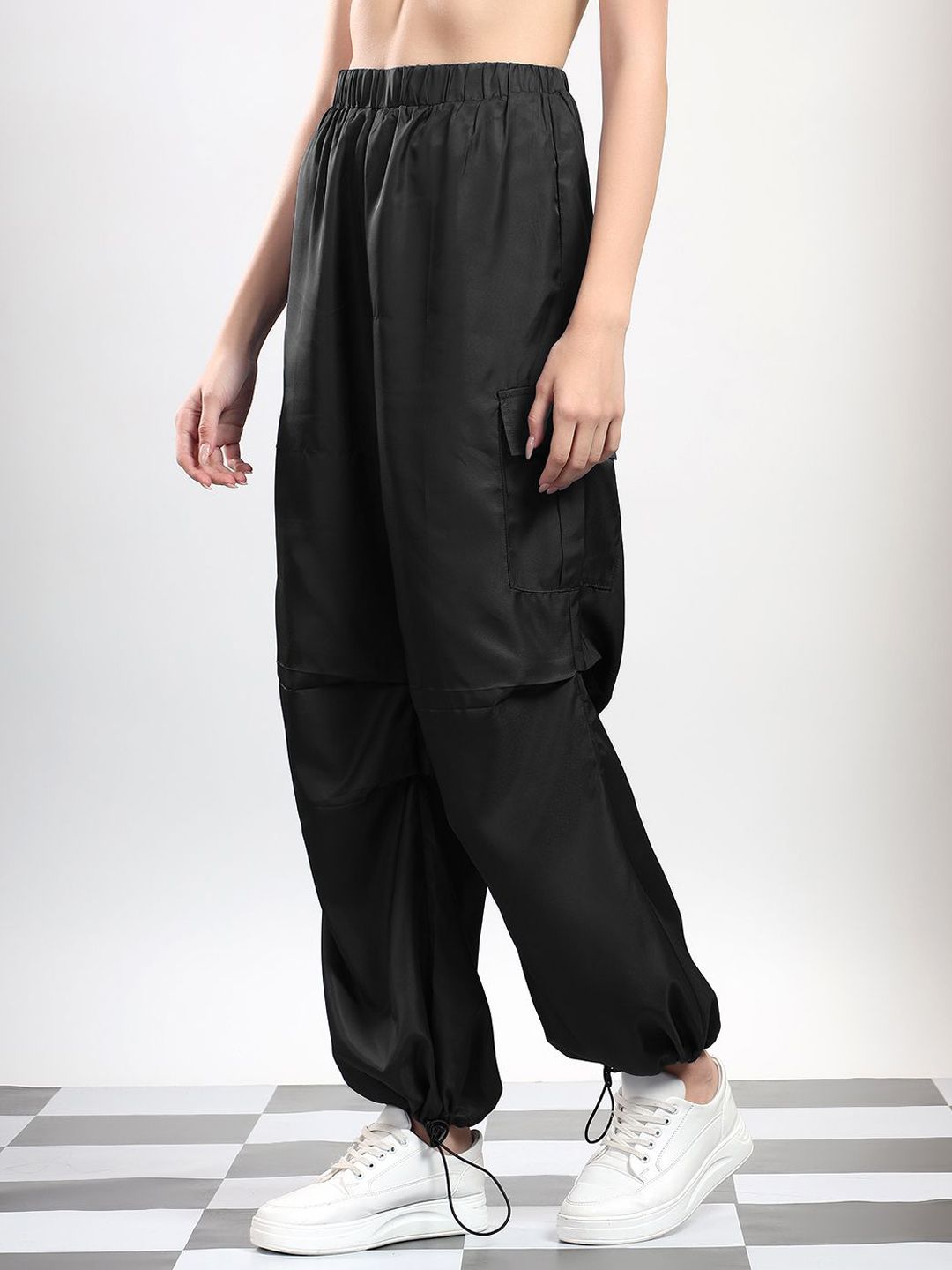 Kotty Women Jogger Fit High-Rise Parachute Trousers