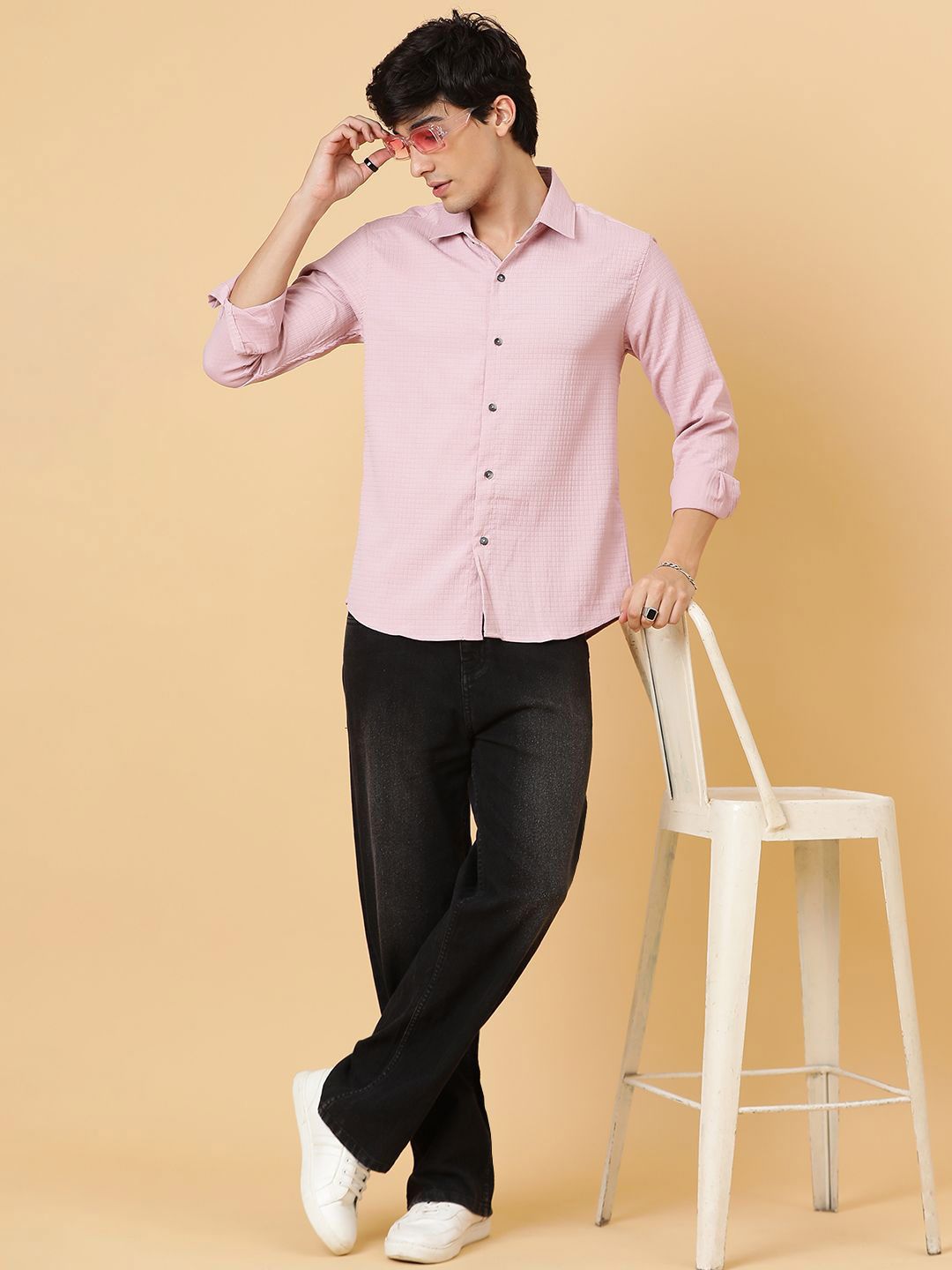 Kotty Men Relaxed Spread Collar Solid Casual Shirt