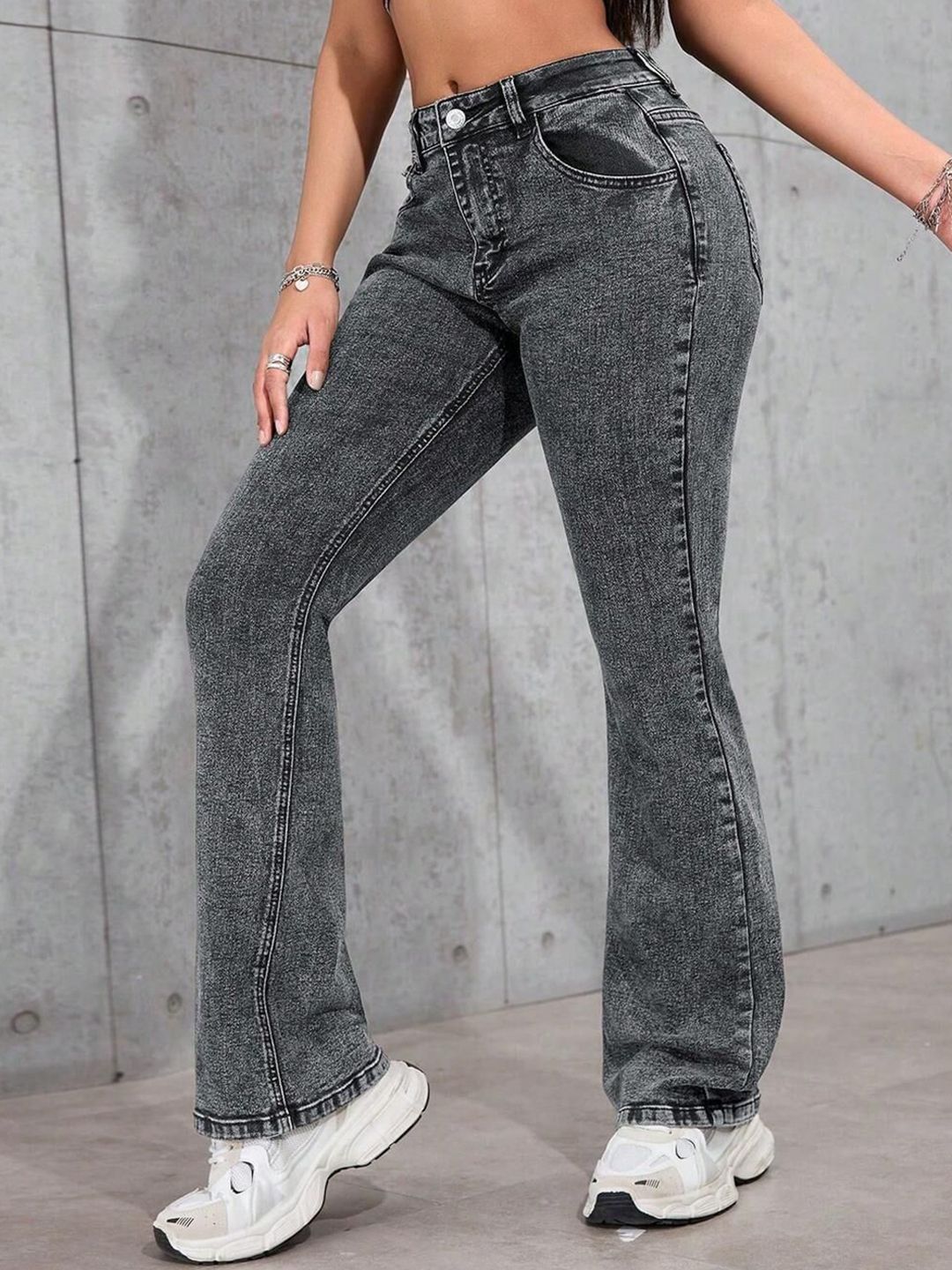 Kotty Women Jean Bootcut High-Rise Heavy Fade Stretchable Jeans