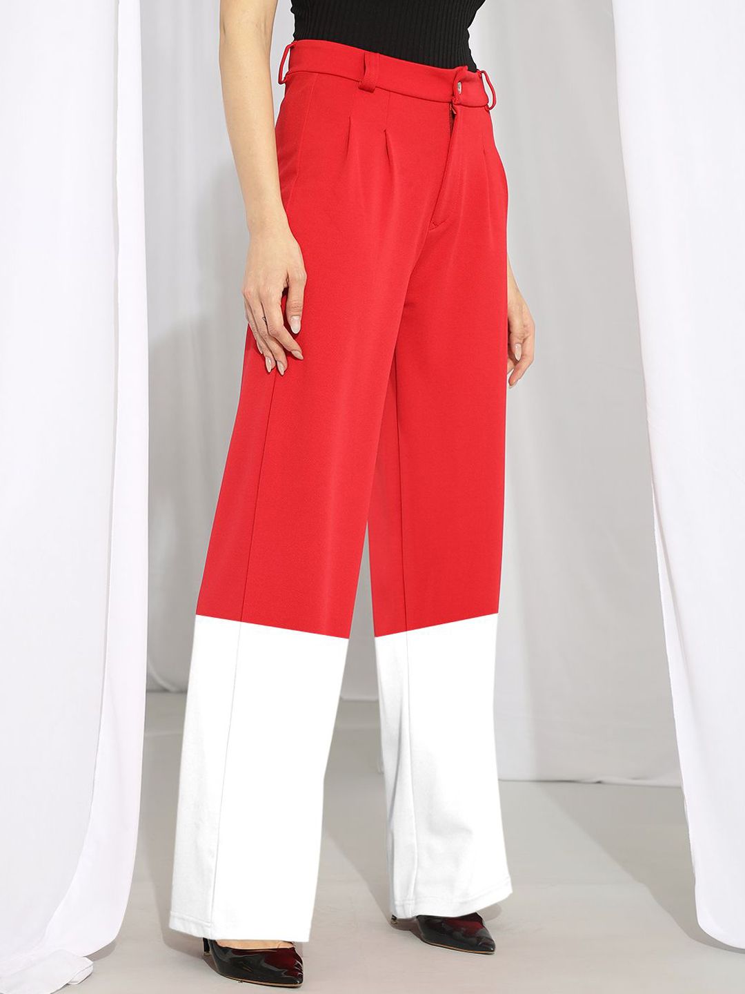 Kotty Women Colourblocked High-Rise Regular Trousers