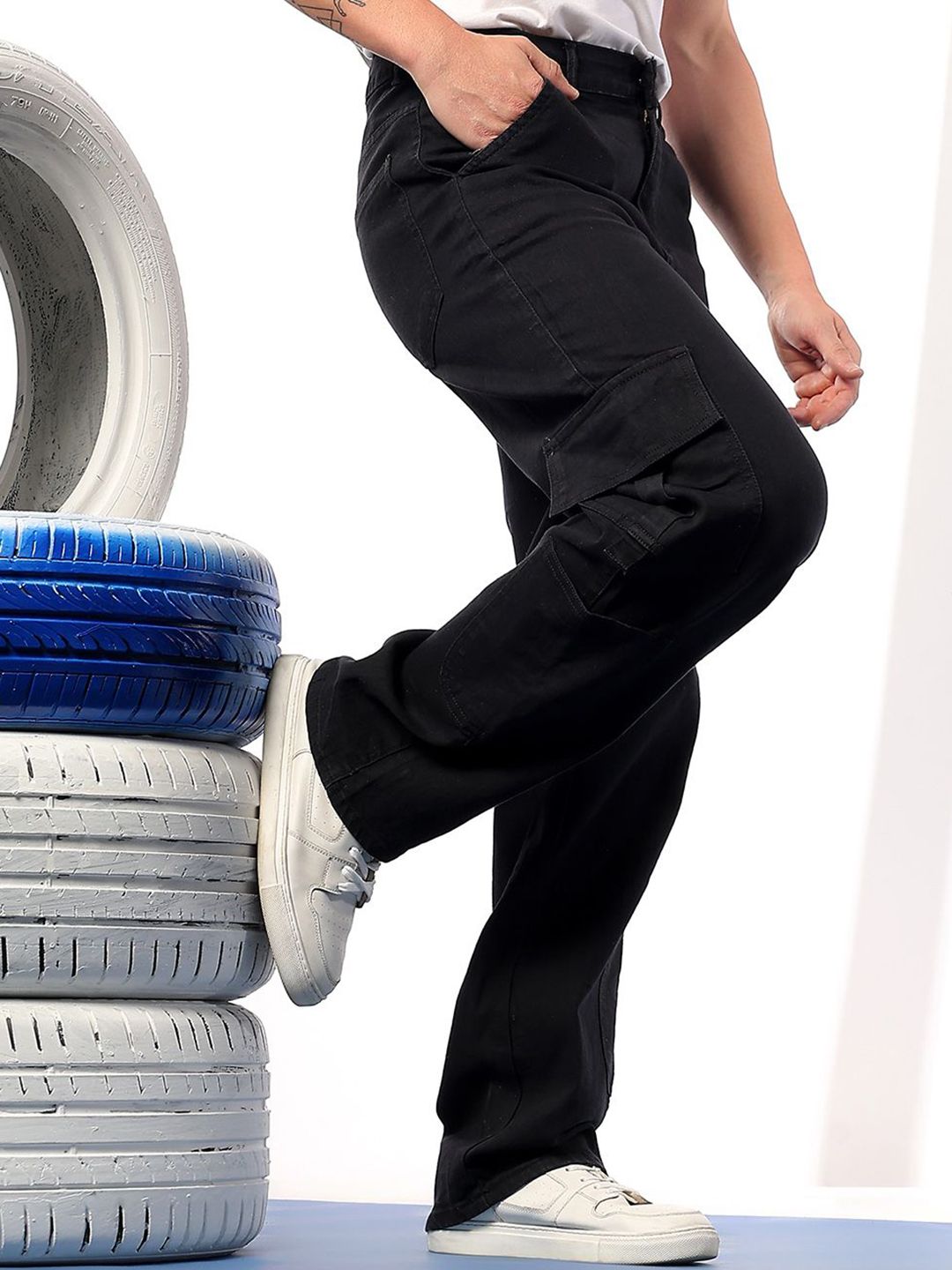 Kotty Men Comfort Fit Mid-Rise Stretchable Jeans