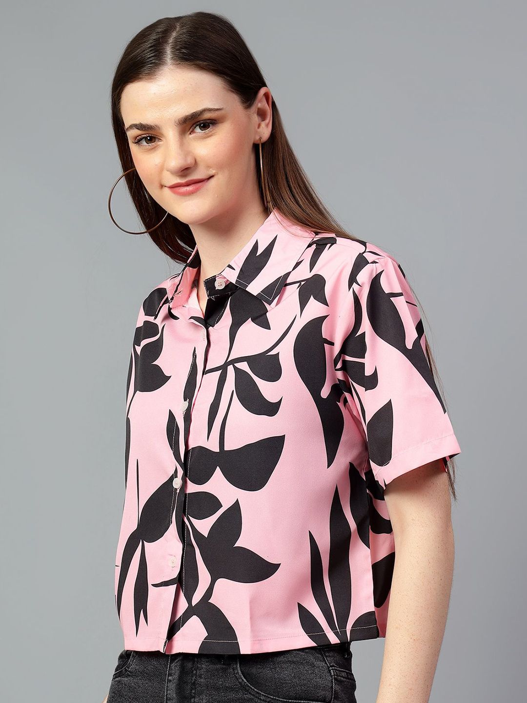 Kotty Women Comfort Spread Collar Floral Printed Crepe Oversized Casual Shirt