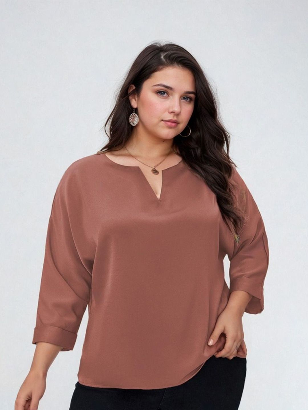 KOTTY Women Plus Size Solid V-Neck Top