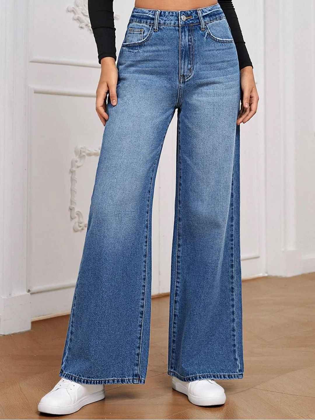 Kotty Women Straight Fit High-Rise Stretchable Jeans