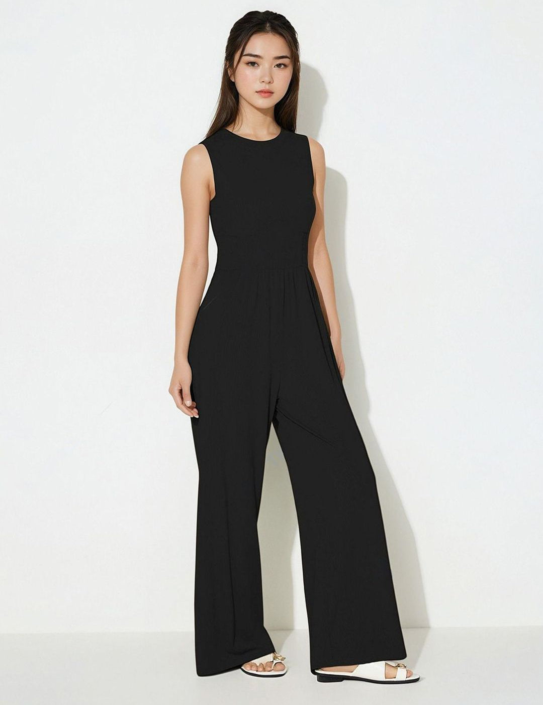Kotty Round Neck Sleeveless Basic Jumpsuit