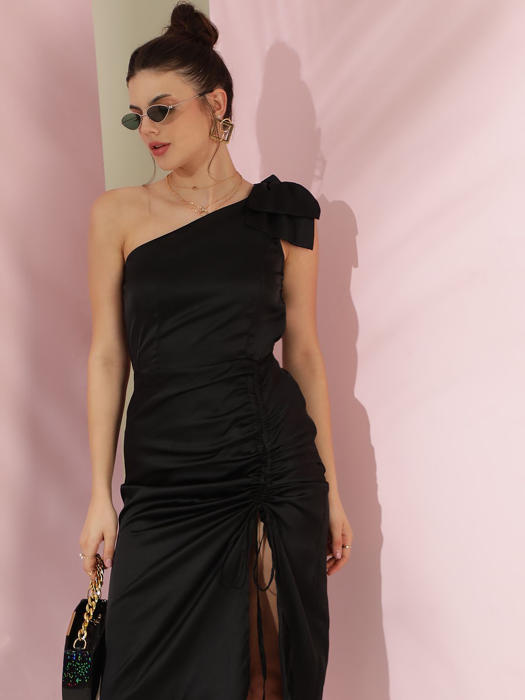 Kotty Women Solid One Shoulder Sheath Dress