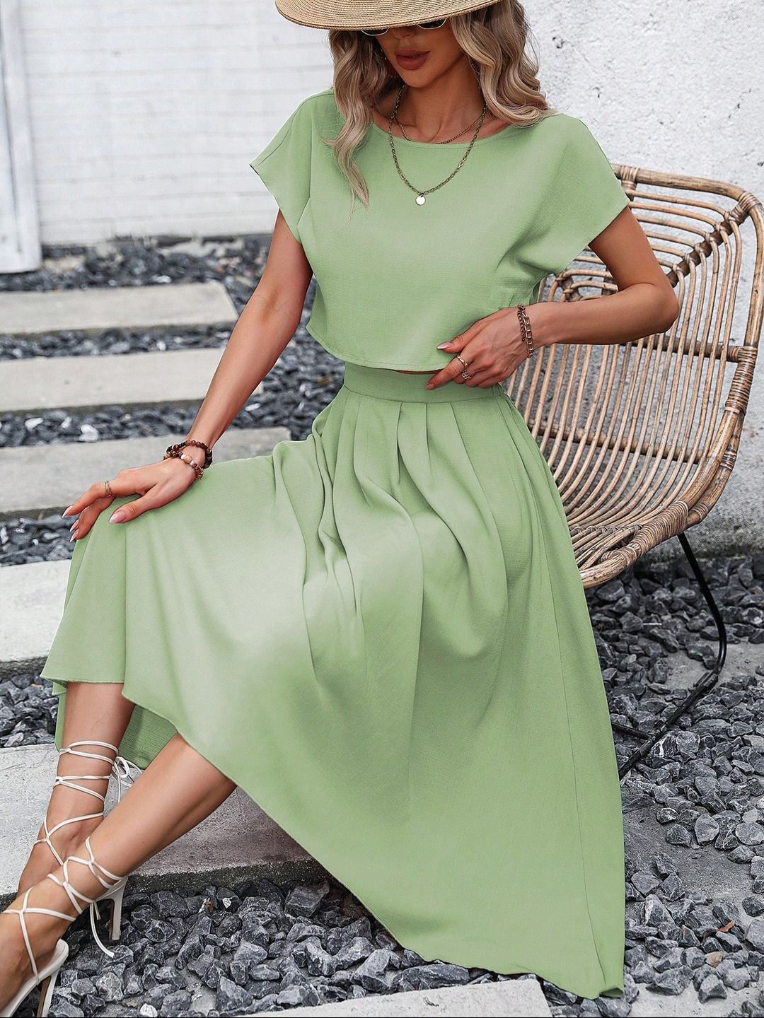 Kotty Women Boat Neck Green Dress Set
