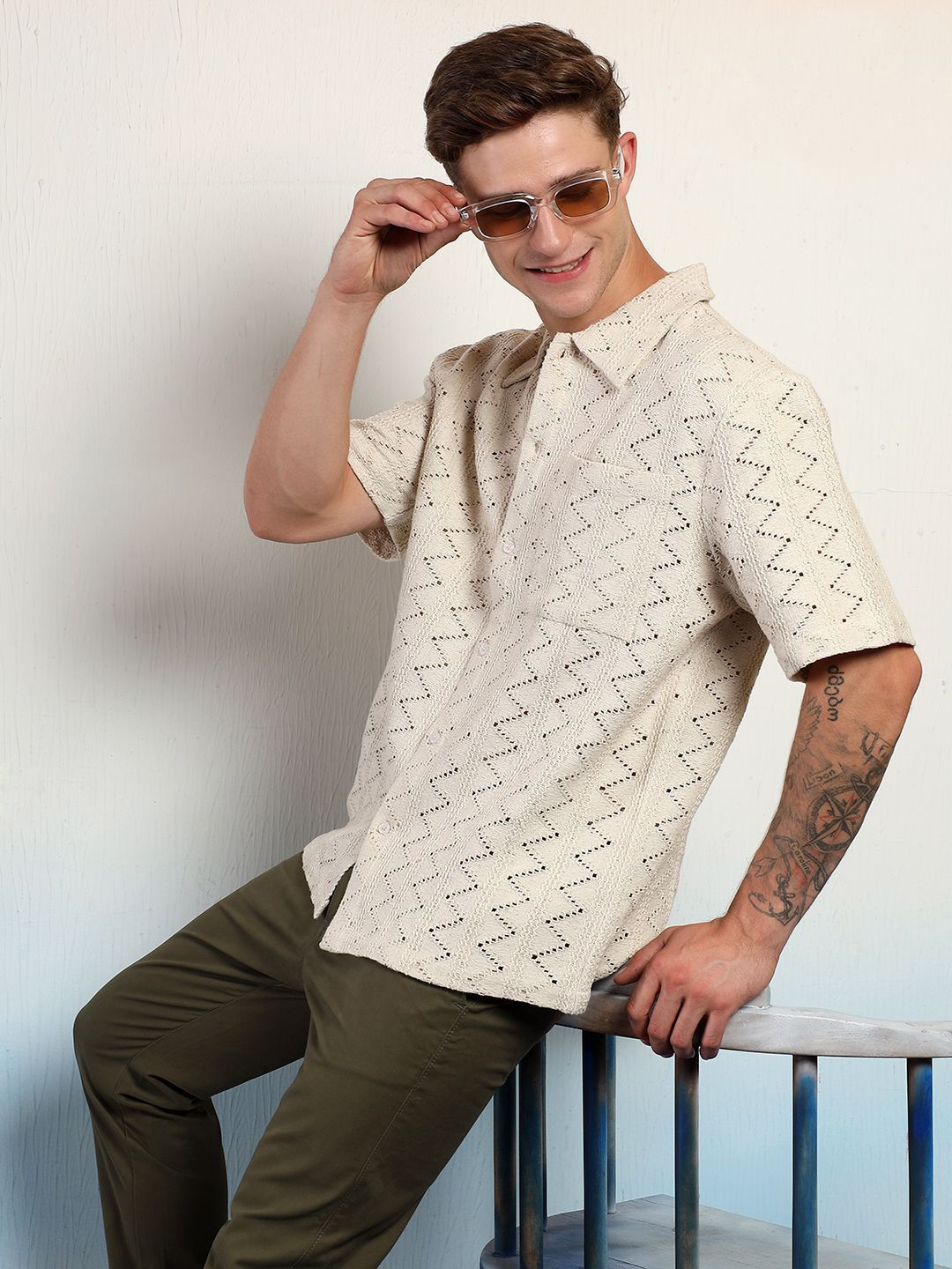 Kotty Chevron Cotton Spread Collar Short Sleeves Shirt