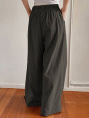 Kotty Women Relaxed Straight Leg Loose Fit High-Rise Corduroy Trousers