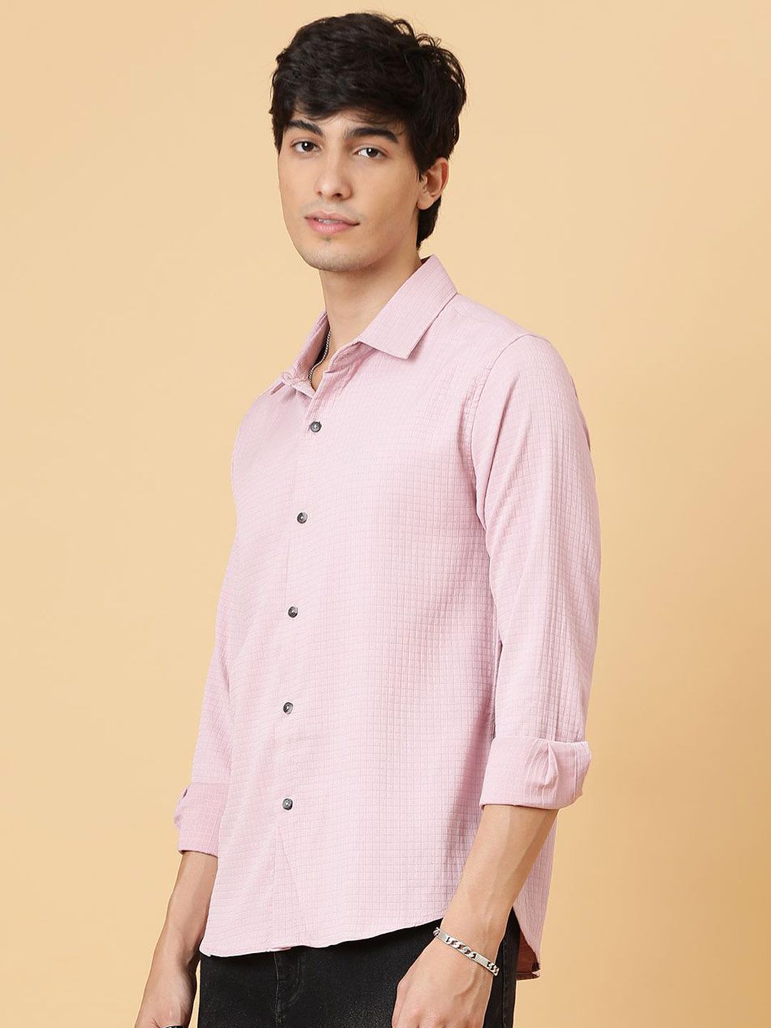 Kotty Men Relaxed Spread Collar Solid Casual Shirt