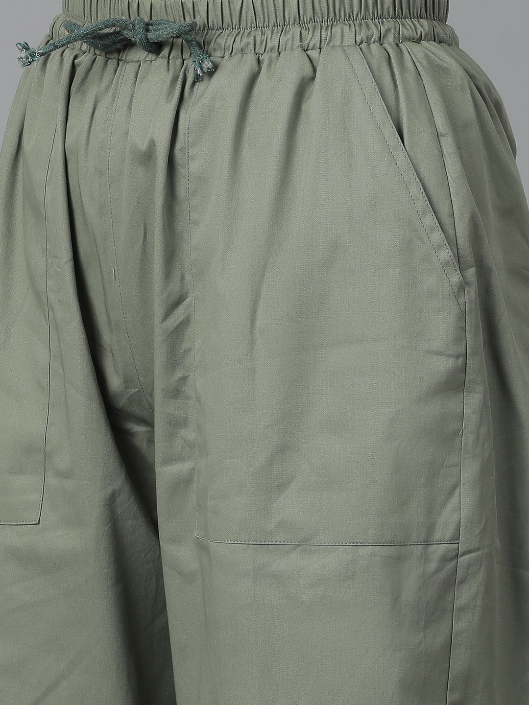 Kotty Women Relaxed High-Rise Easy Wash Cargos Trousers