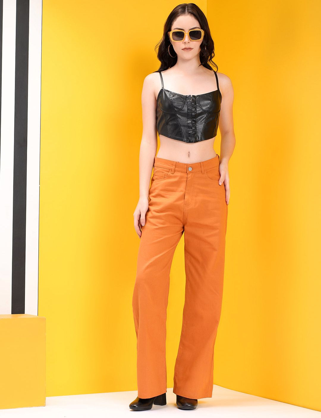 Kotty Women Jean Straight Fit High-Rise Stretchable Jeans