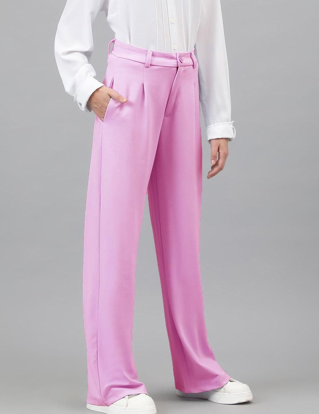 Kotty Women High-Rise Trousers