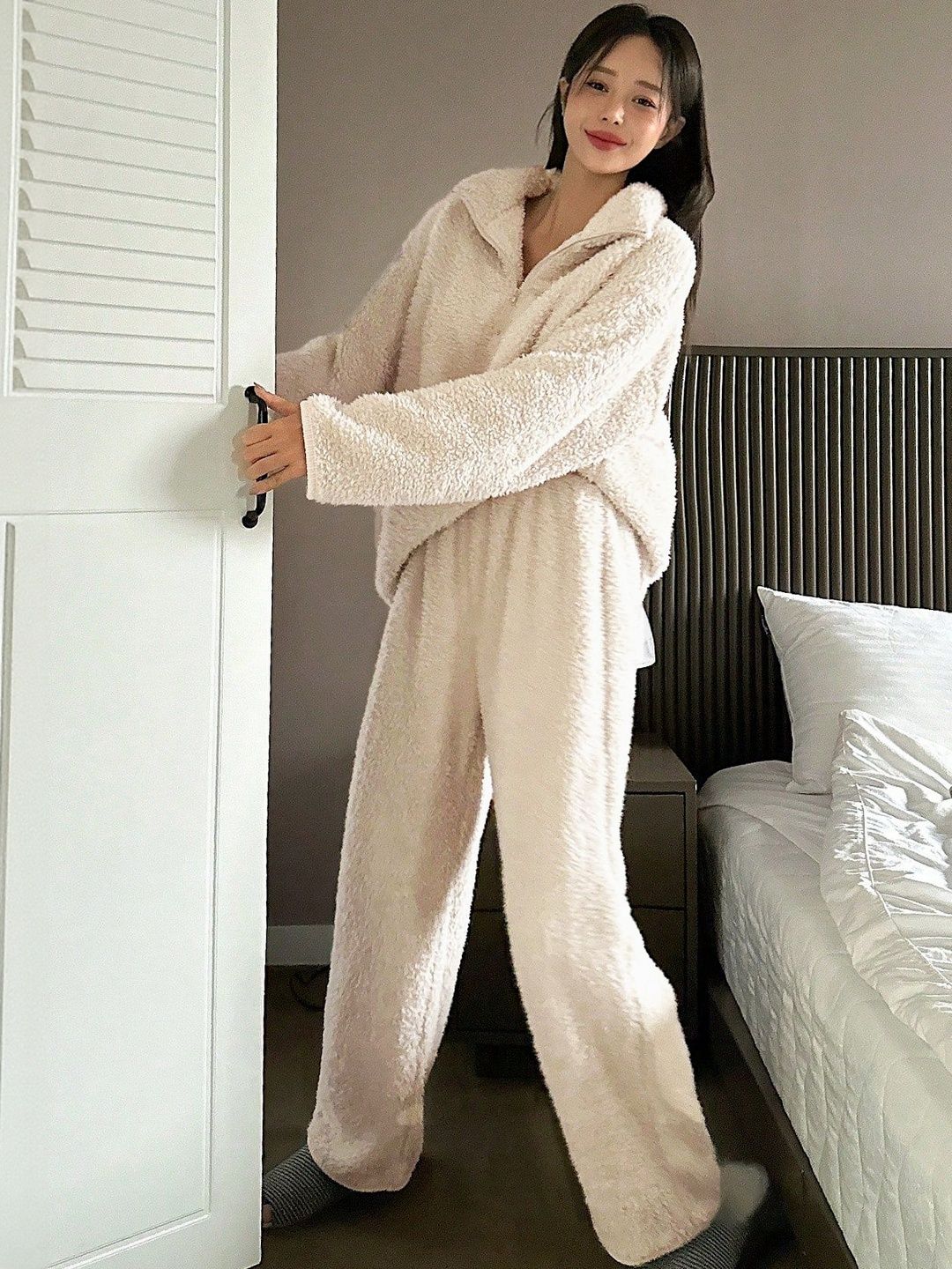 Kotty Women Shirt Collar Warm and Comfortable Pajama Suit