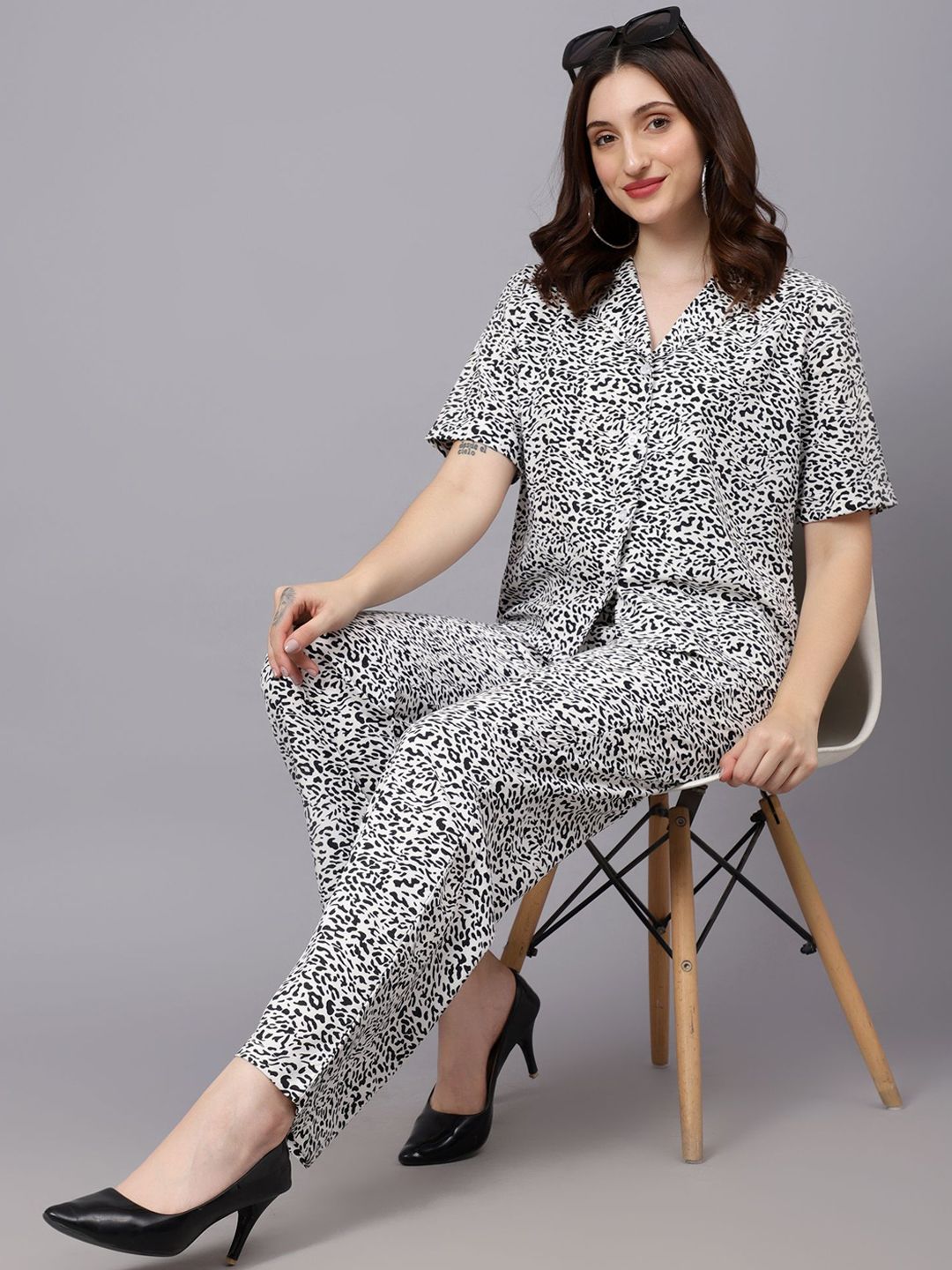 Kotty White & Black Animal Printed Shirt With Trouser
