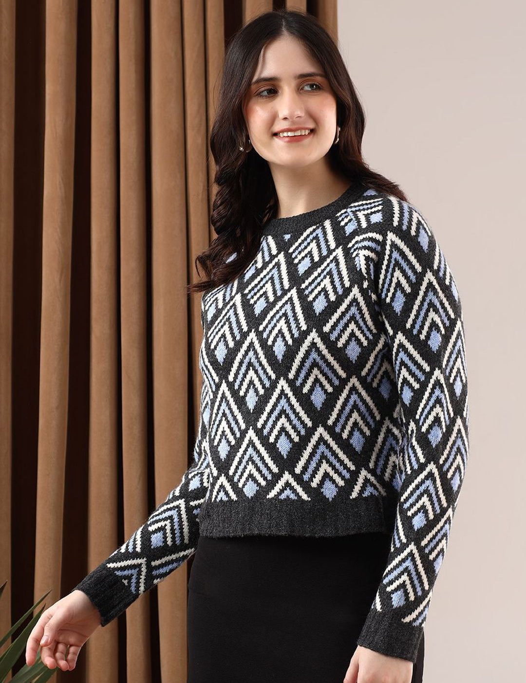 Kotty Women Printed Crop Pullover