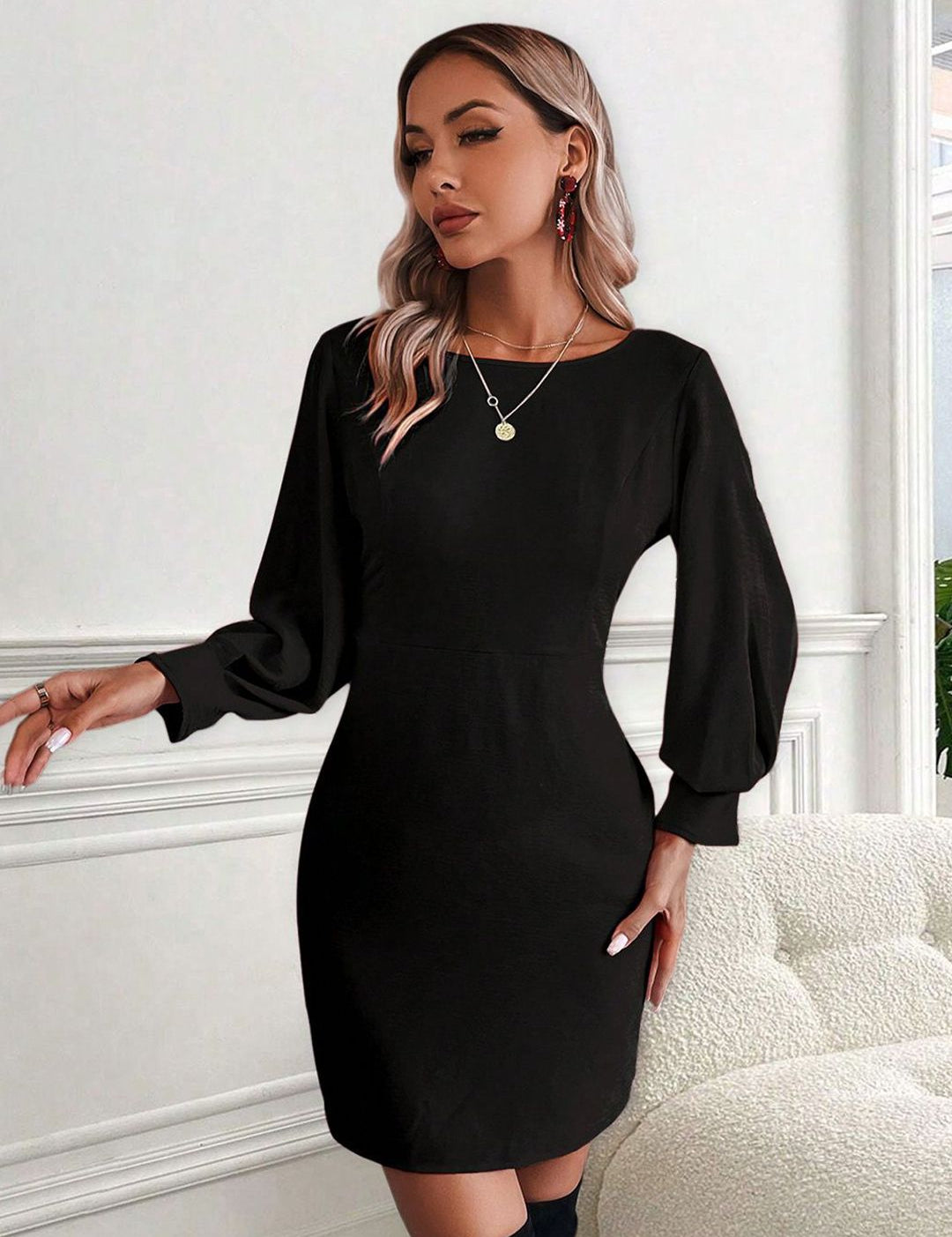 Kotty Solid Bishop Sleeves Sheath Dress