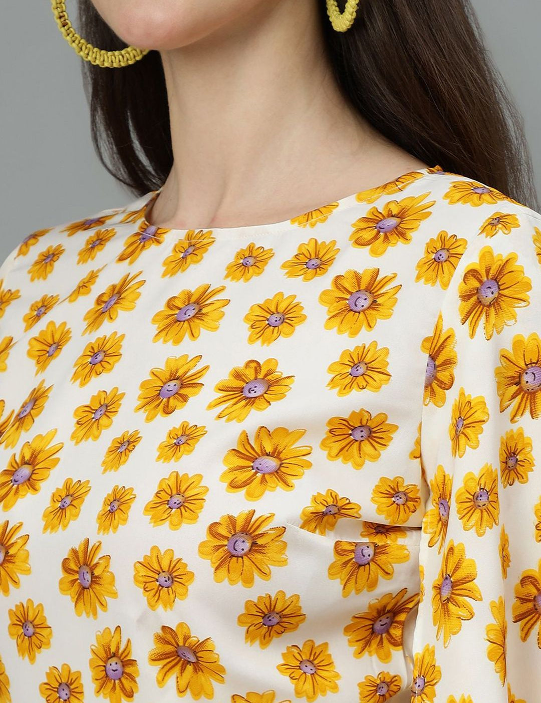 Kotty Women Floral Printed Flared Sleeve Cinched Waist Top