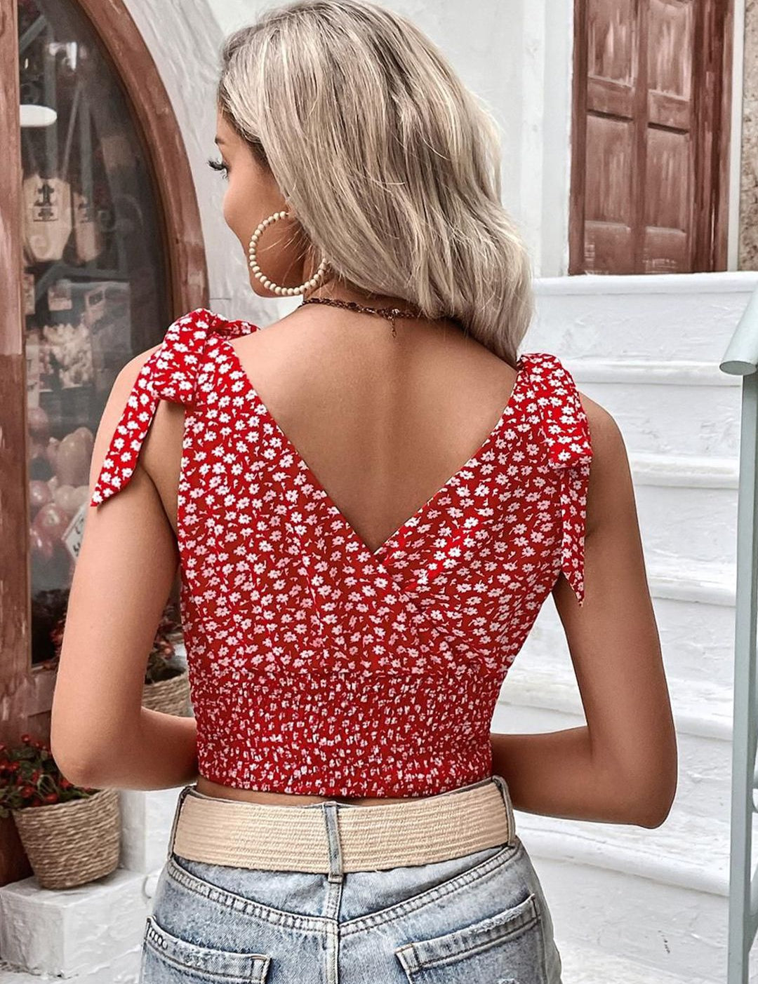 Kotty Women Floral Printed Blouson Crop Top