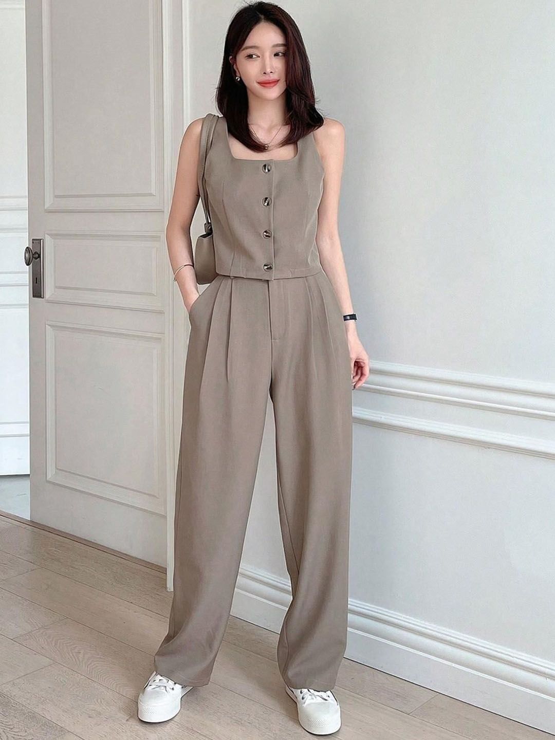 Kotty Brown Square Neck Sleeveless Top With Skirt 