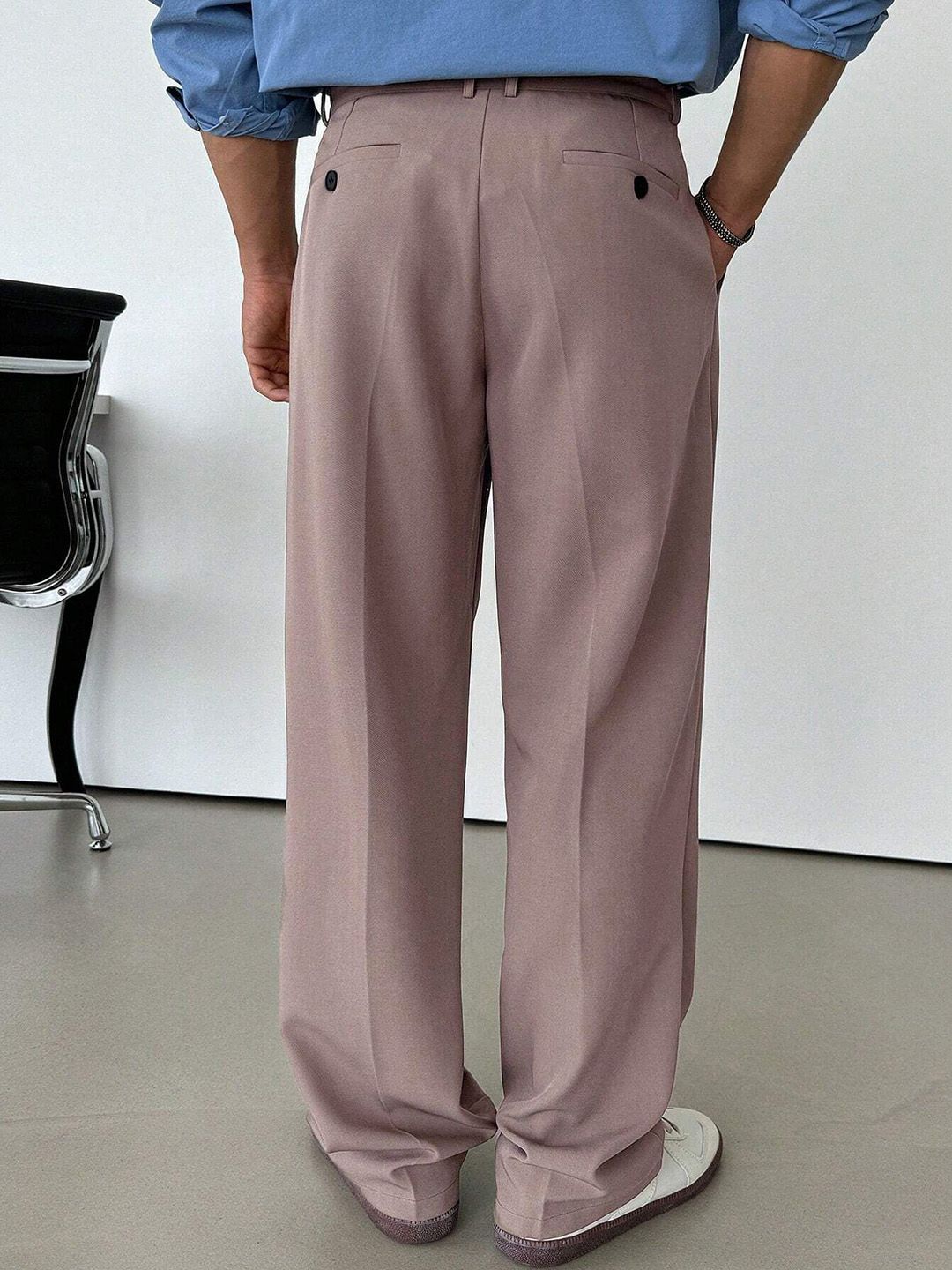 Kotty Men Relaxed Fit High-Rise Wide-Leg Trousers