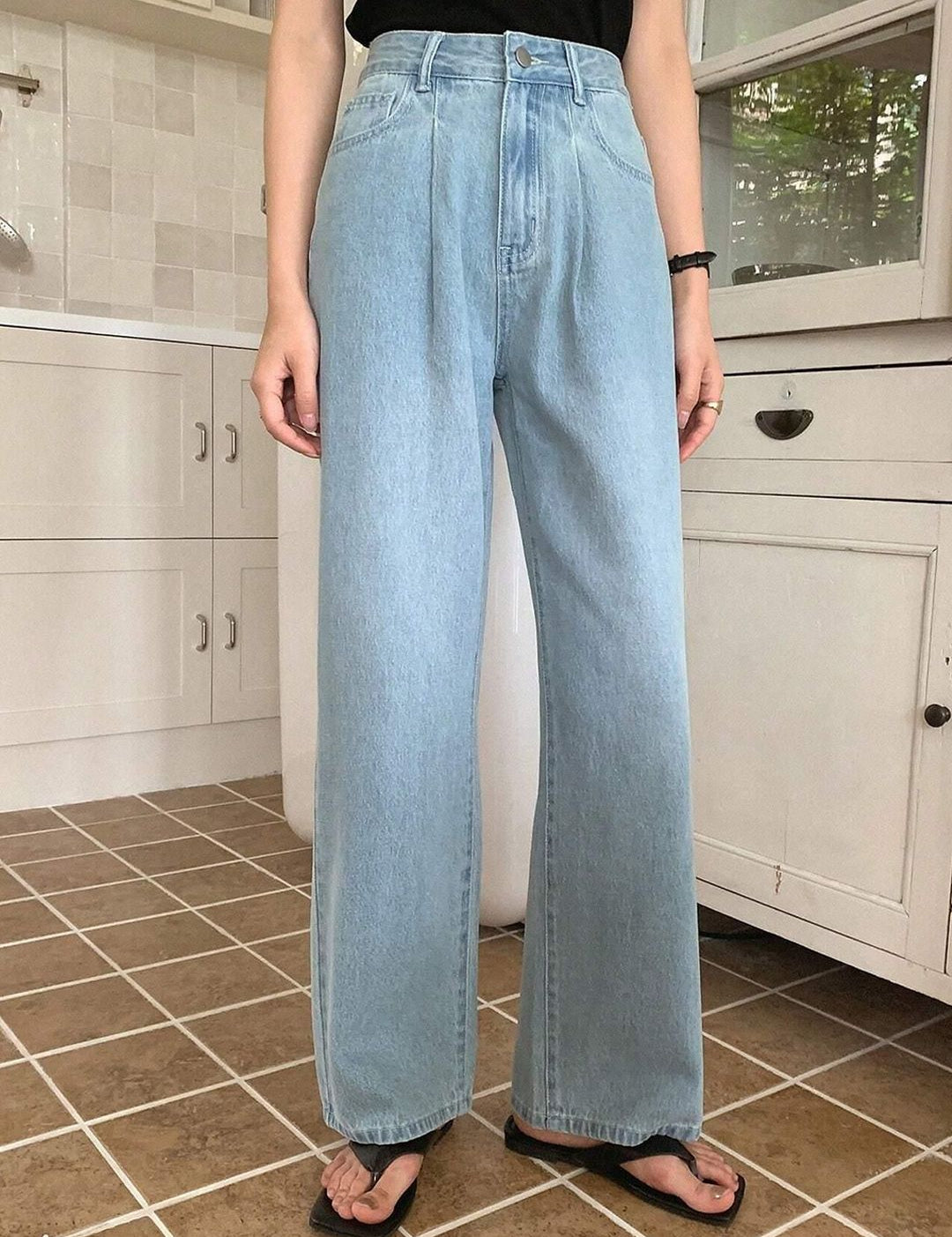 Kotty Women Jean Straight Fit High-Rise Stretchable Jeans