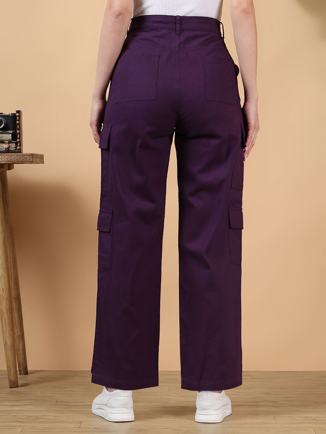 Kotty Women Straight Fit High-Rise Stretchable Jeans