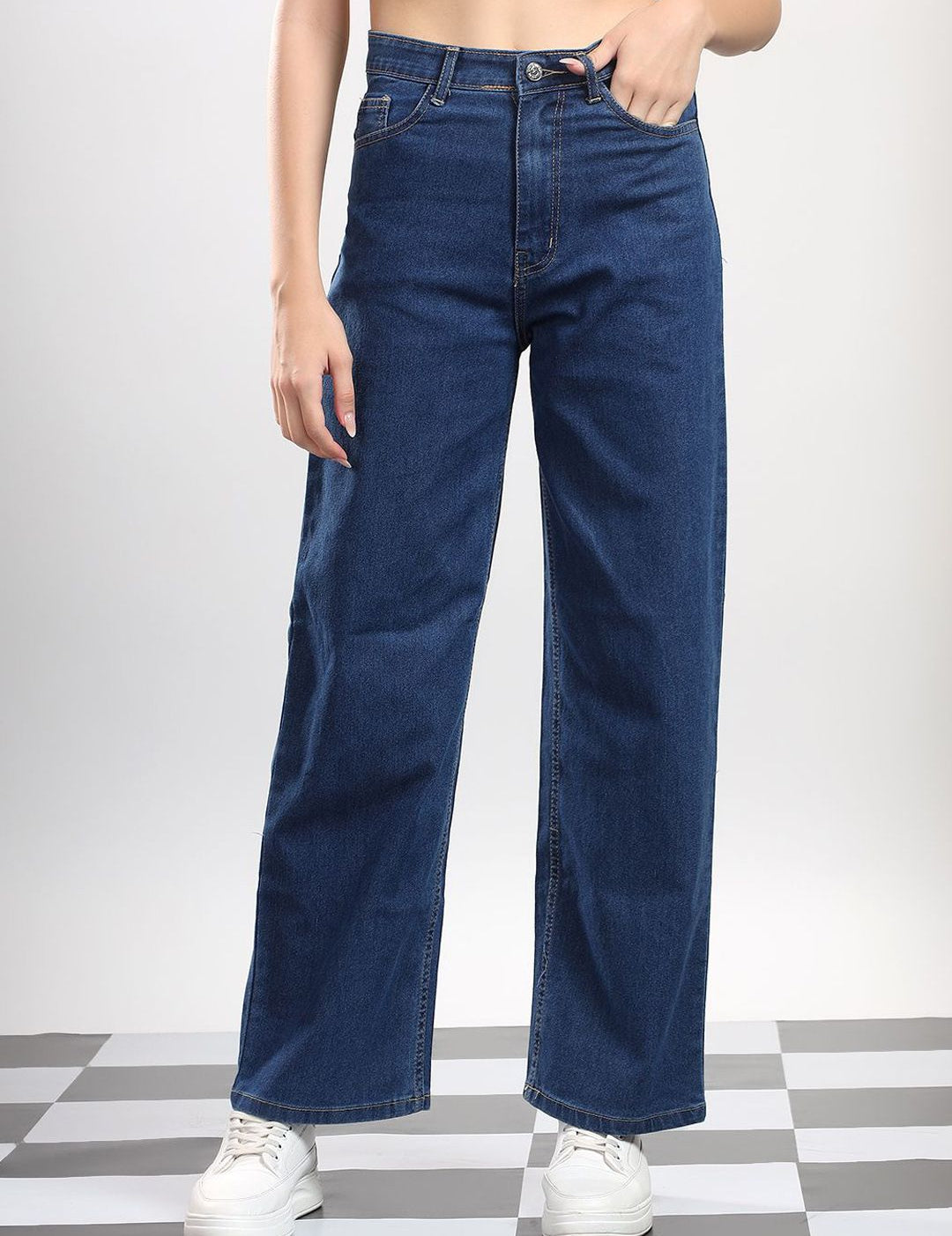 Kotty Women Straight Fit High-Rise Stretchable Jeans