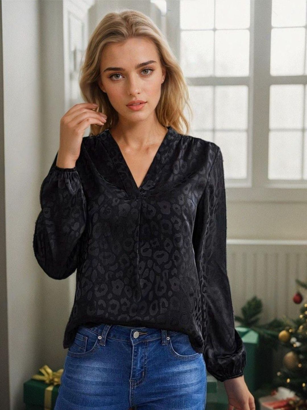 Kotty Women Abstract Printed Satin Top