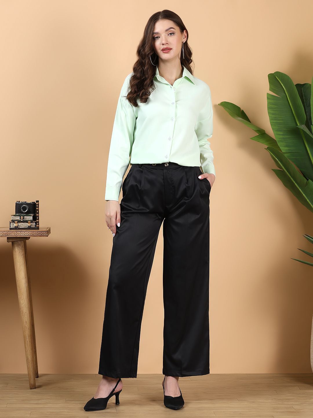 Kotty Women Spread Collar Long Sleeves Shirt