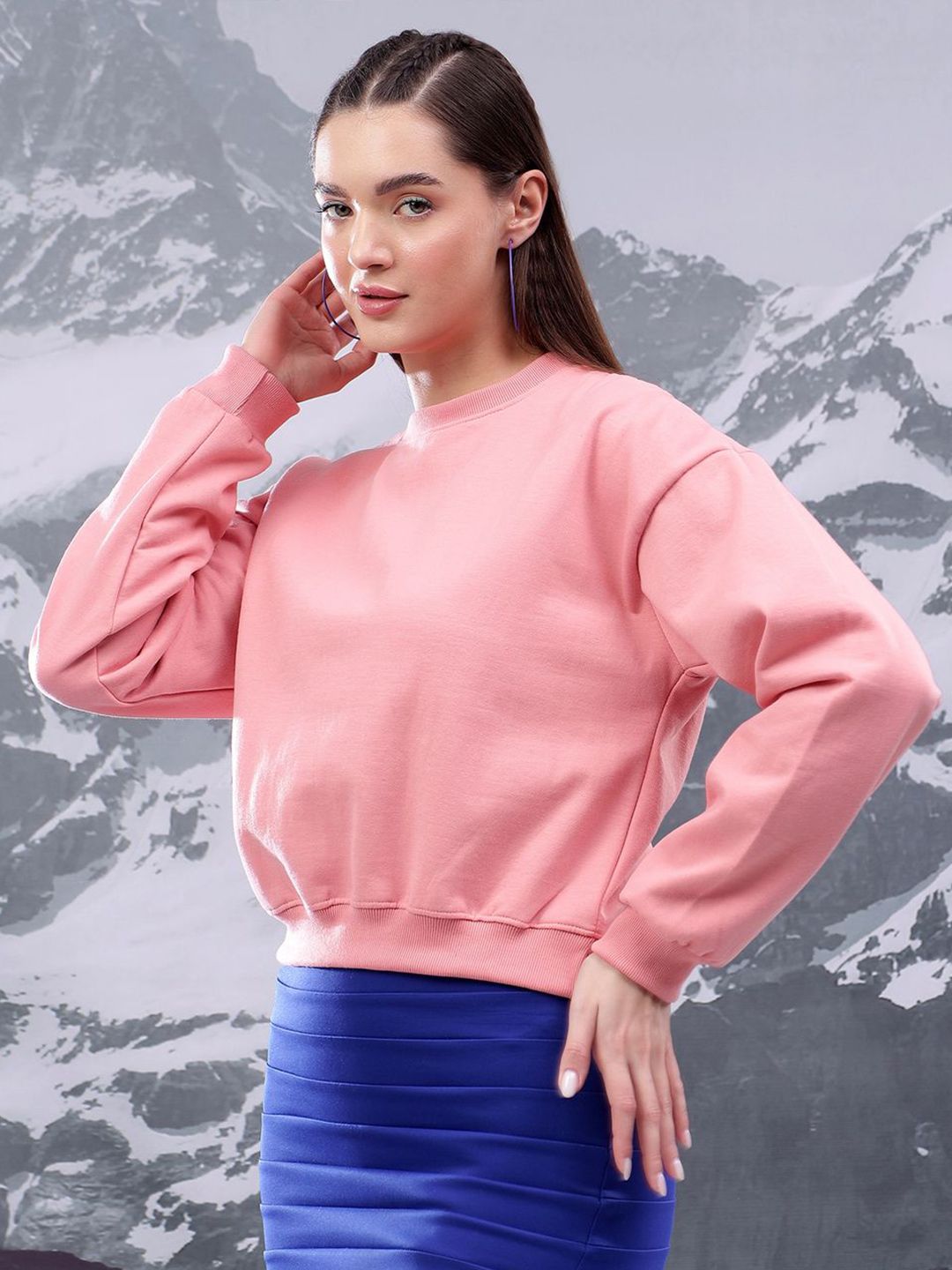 Kotty Women Solid Round Neck Full Sleeve Pullover Sweatshirt