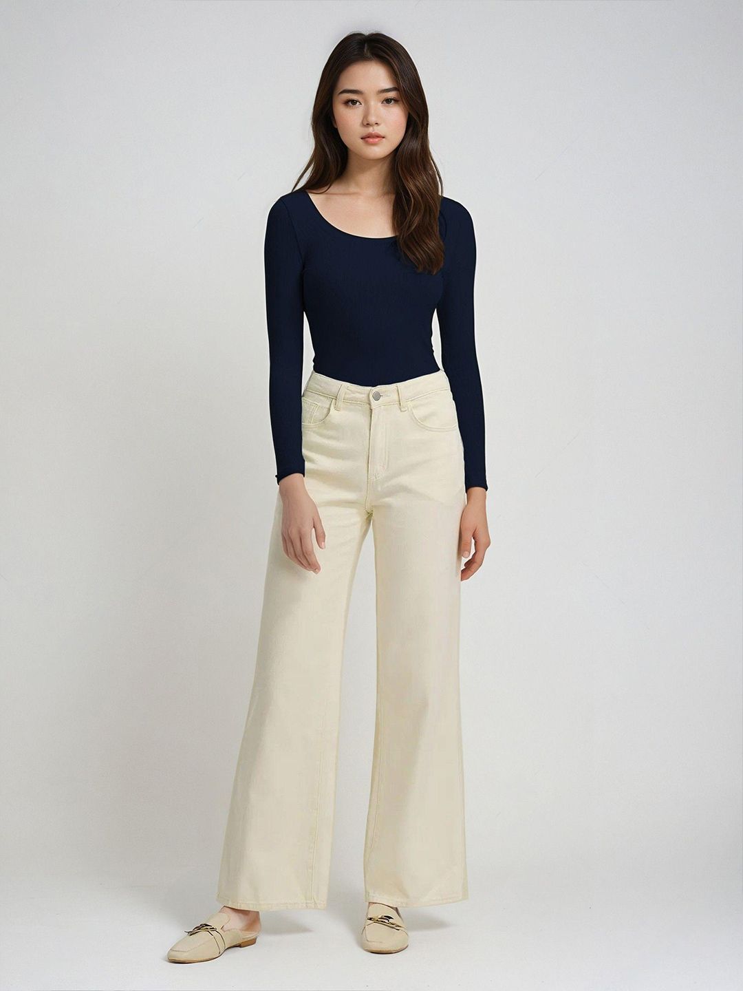 Kotty Women Solid Scoop Neck Top